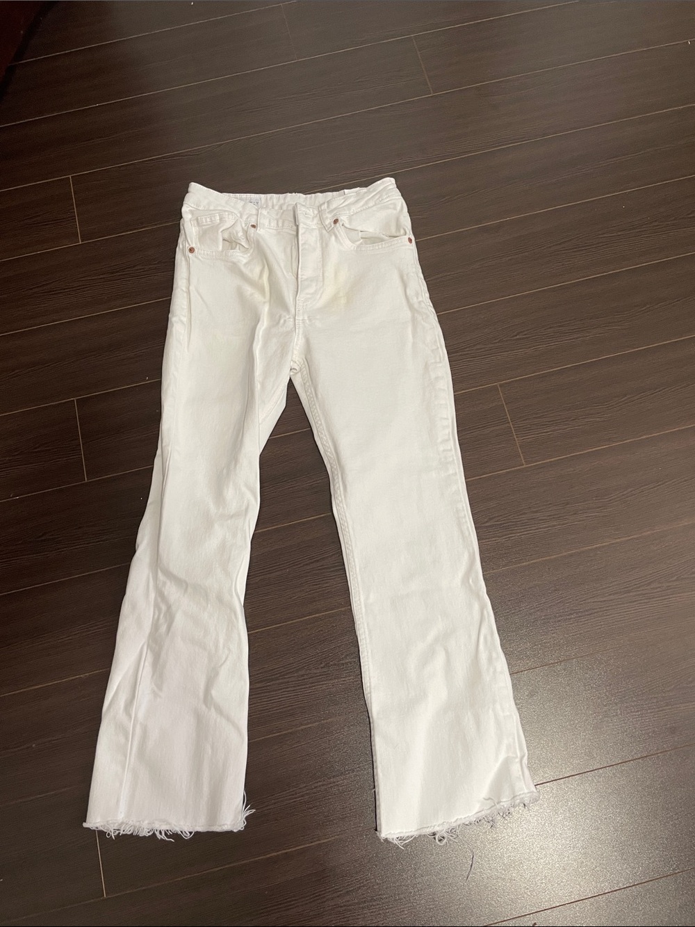 Zara Off-White Wide-Leg Jeans with Frayed Hem
